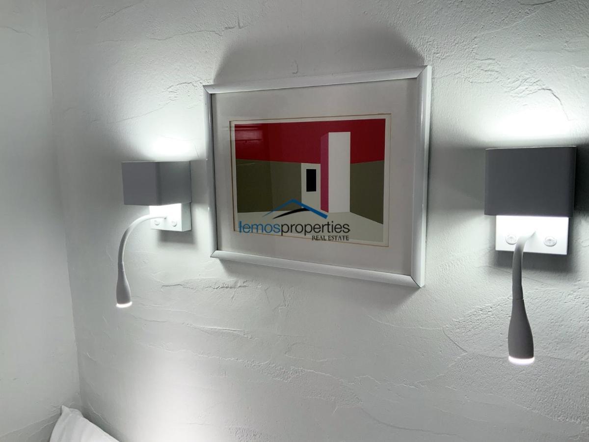 Aqua Blue, Only 100 Meters From The Beach Of Gialiskari Ioulis Bagian luar foto