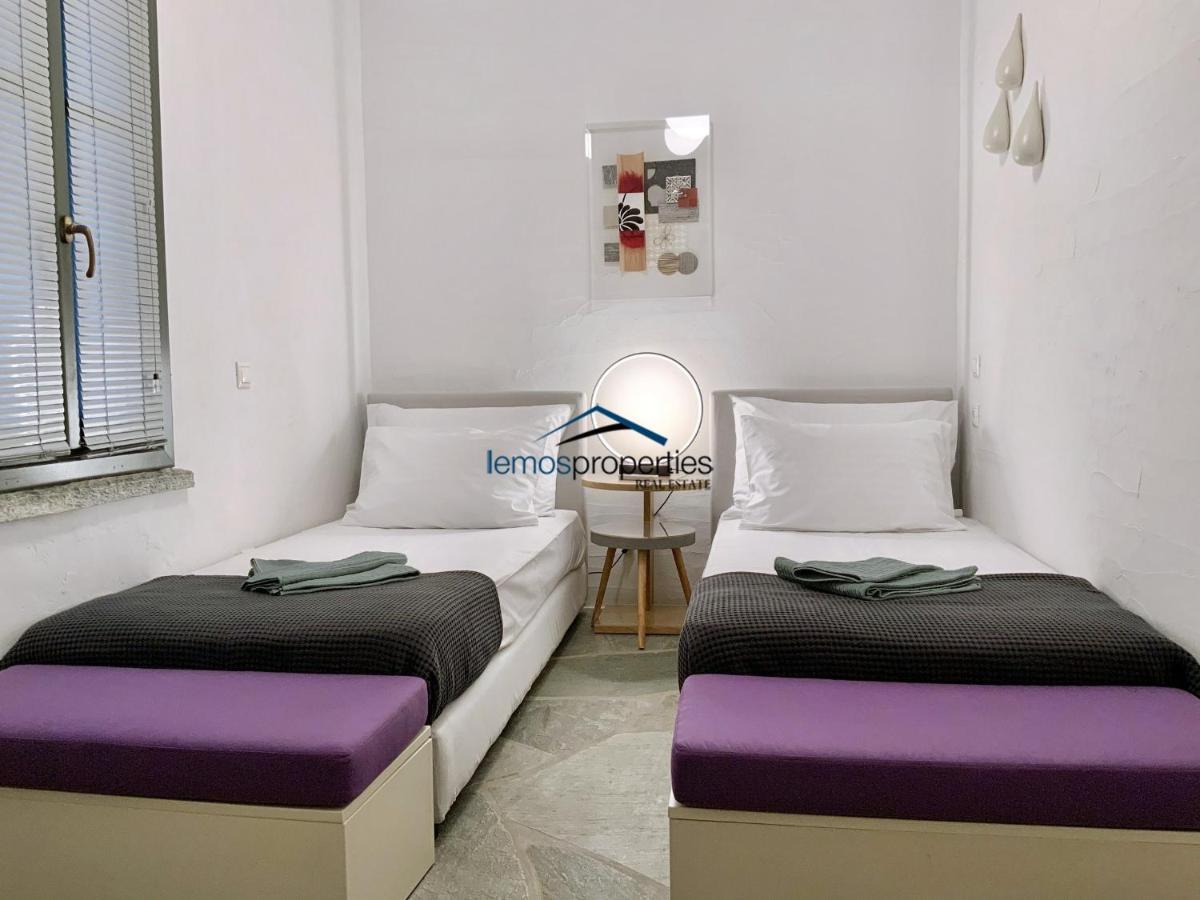 Aqua Blue, Only 100 Meters From The Beach Of Gialiskari Ioulis Bagian luar foto